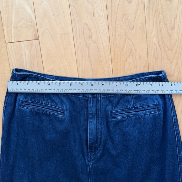 Liz Claiborne Pencil Skirt - Picture 5 of 7